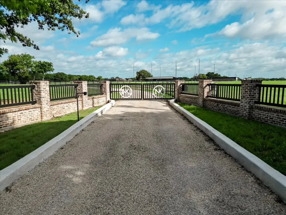 1340 Lacy Drive Lipan, TX 76462