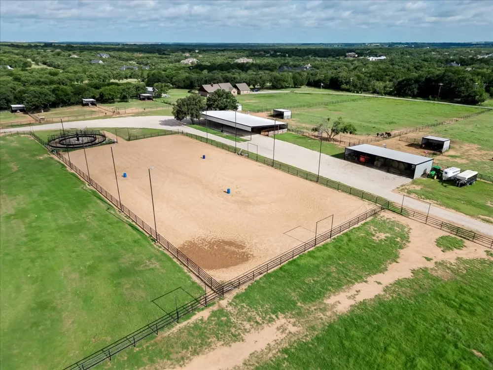 1340 Lacy Drive Lipan, TX 76462
