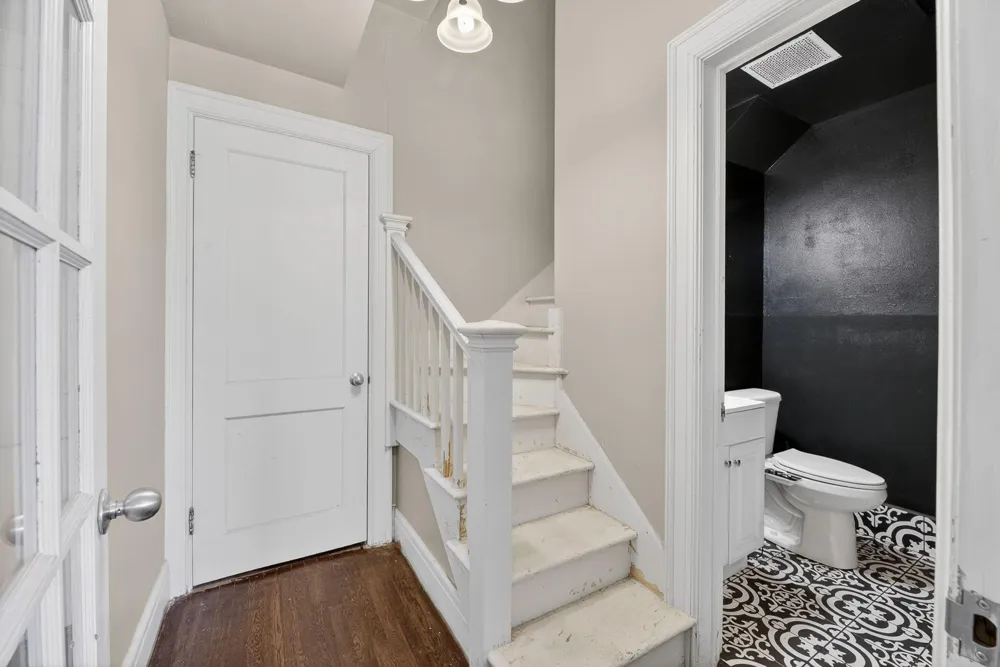119 E Houston Street Refugio, TX 78377