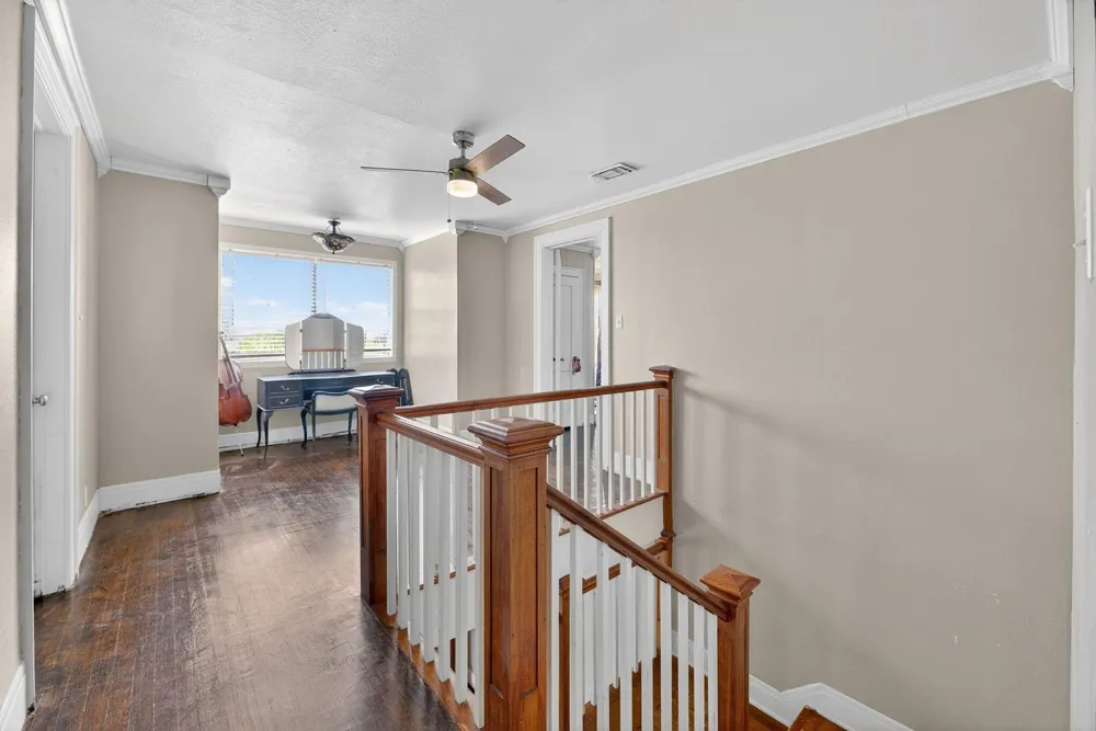 119 E Houston Street Refugio, TX 78377