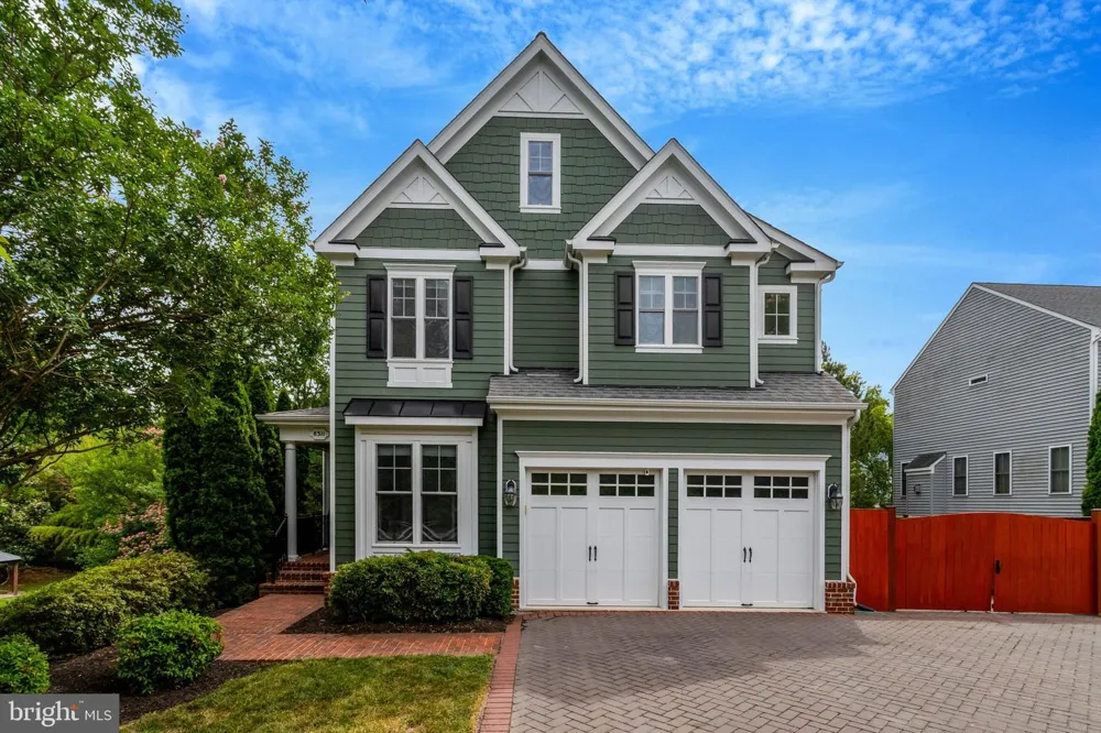 8311 MOUNT VERNON HIGHWAY Alexandria, VA 22309