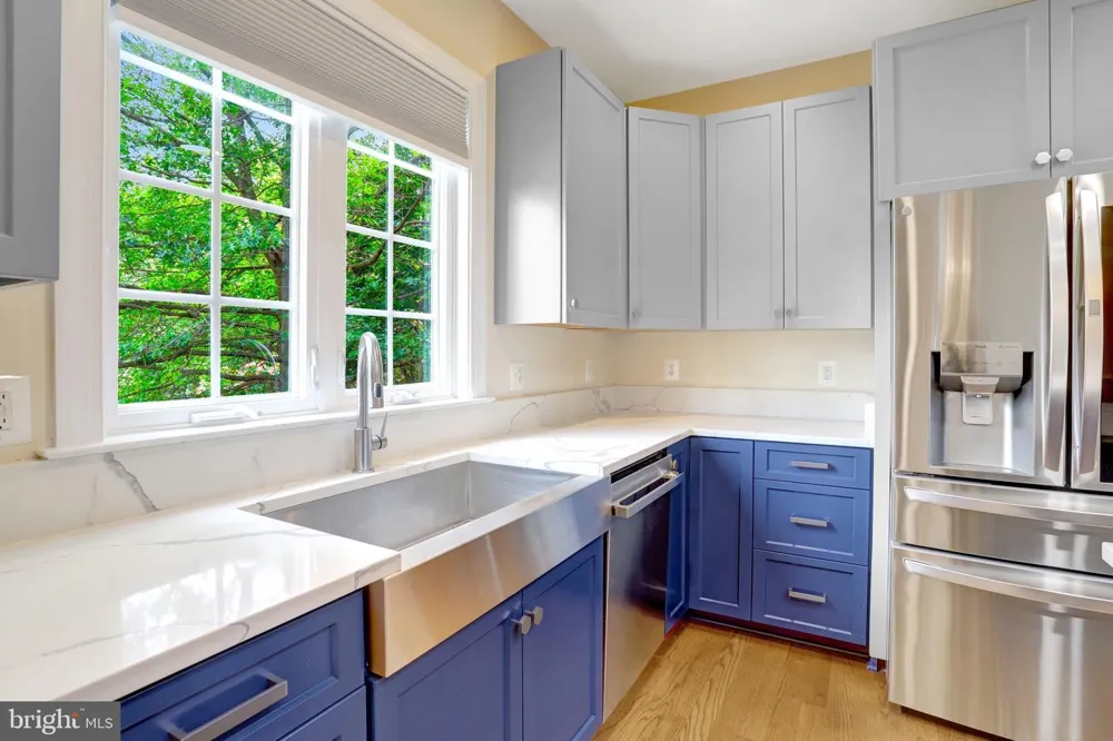 8311 MOUNT VERNON HIGHWAY Alexandria, VA 22309