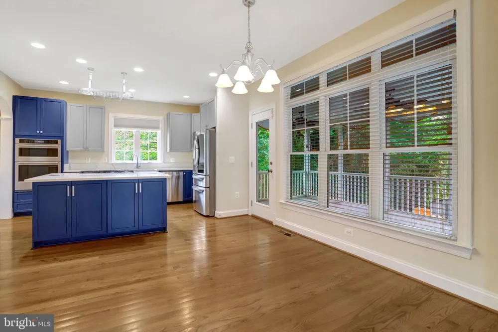 8311 MOUNT VERNON HIGHWAY Alexandria, VA 22309