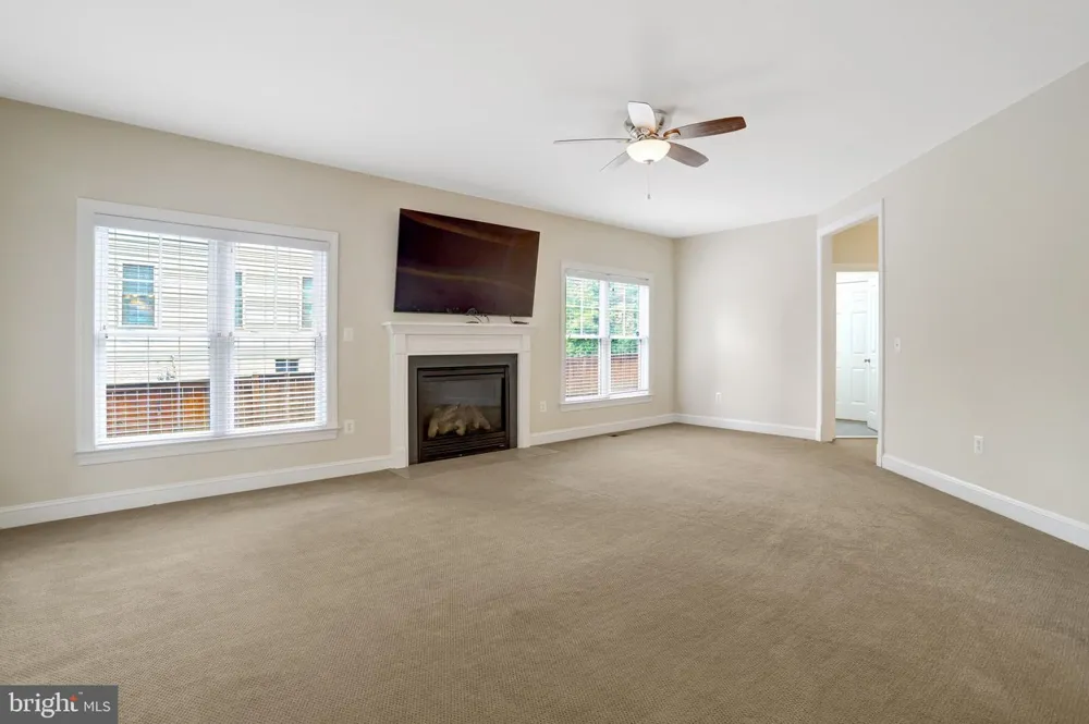 8311 MOUNT VERNON HIGHWAY Alexandria, VA 22309