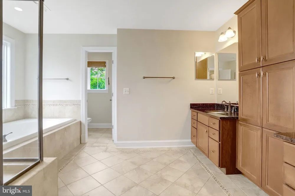 8311 MOUNT VERNON HIGHWAY Alexandria, VA 22309