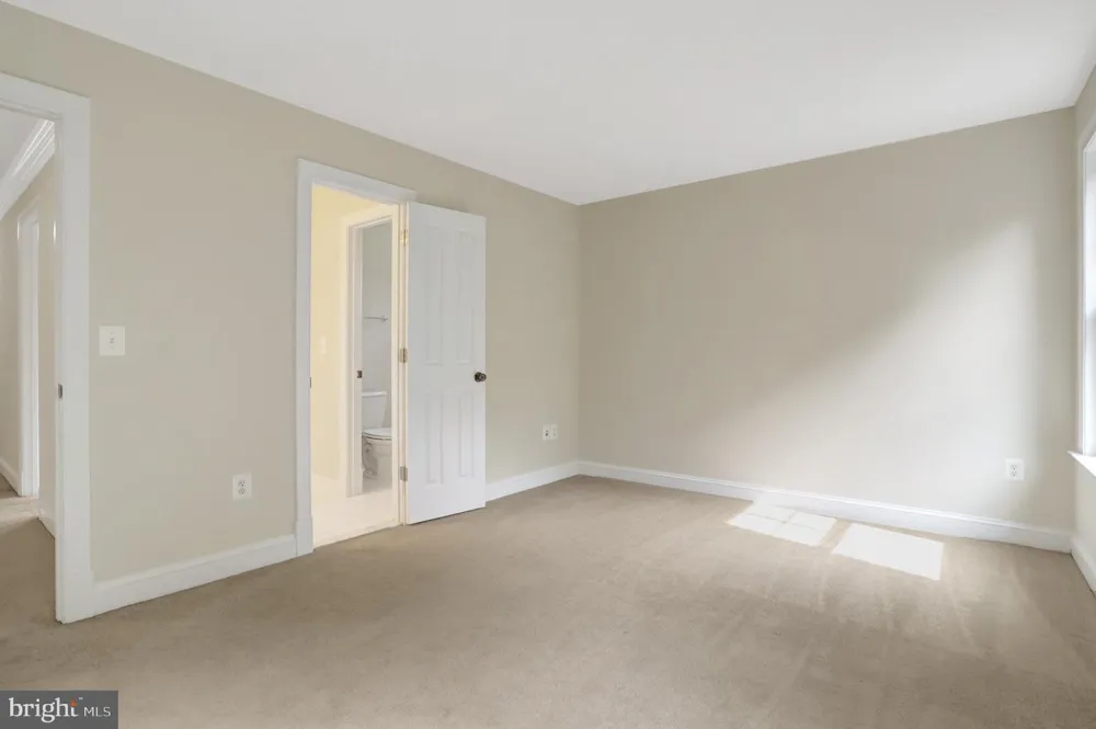 8311 MOUNT VERNON HIGHWAY Alexandria, VA 22309