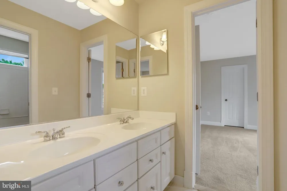 8311 MOUNT VERNON HIGHWAY Alexandria, VA 22309