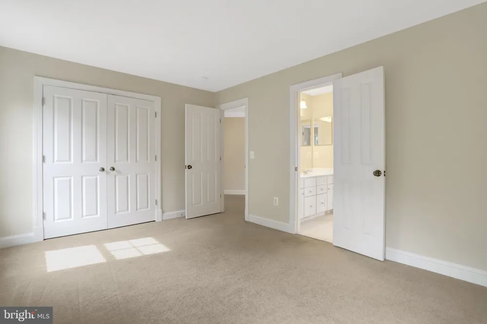 8311 MOUNT VERNON HIGHWAY Alexandria, VA 22309