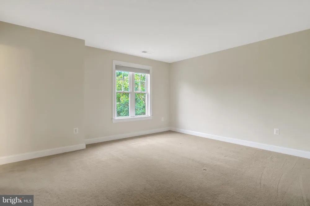 8311 MOUNT VERNON HIGHWAY Alexandria, VA 22309