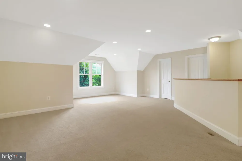 8311 MOUNT VERNON HIGHWAY Alexandria, VA 22309