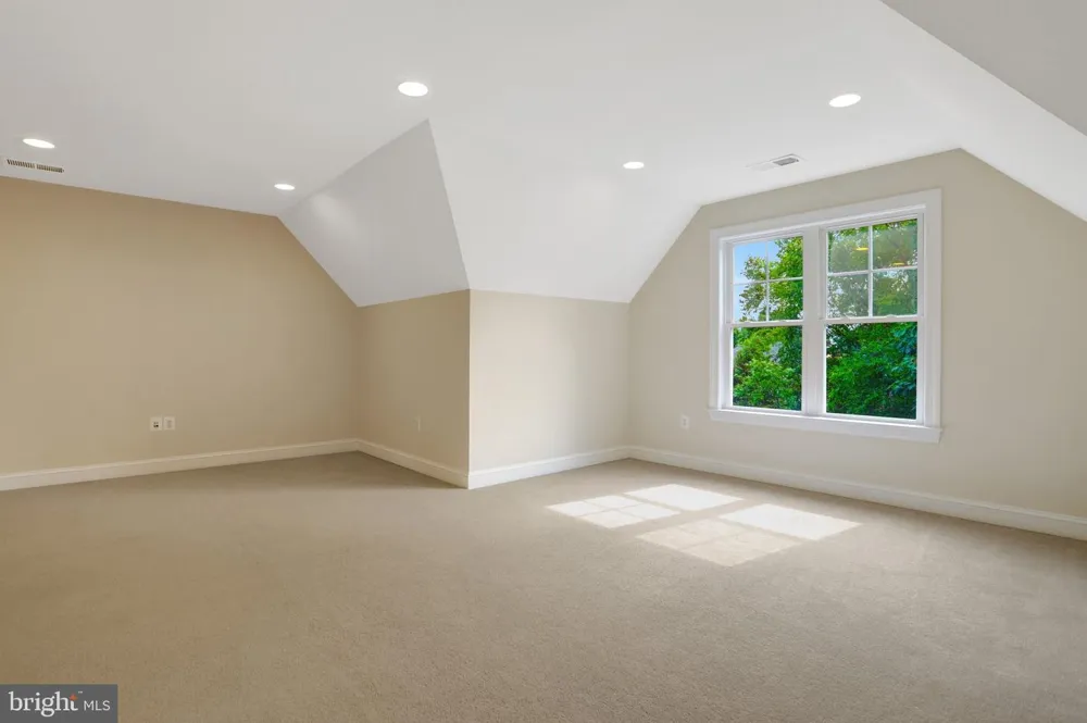 8311 MOUNT VERNON HIGHWAY Alexandria, VA 22309