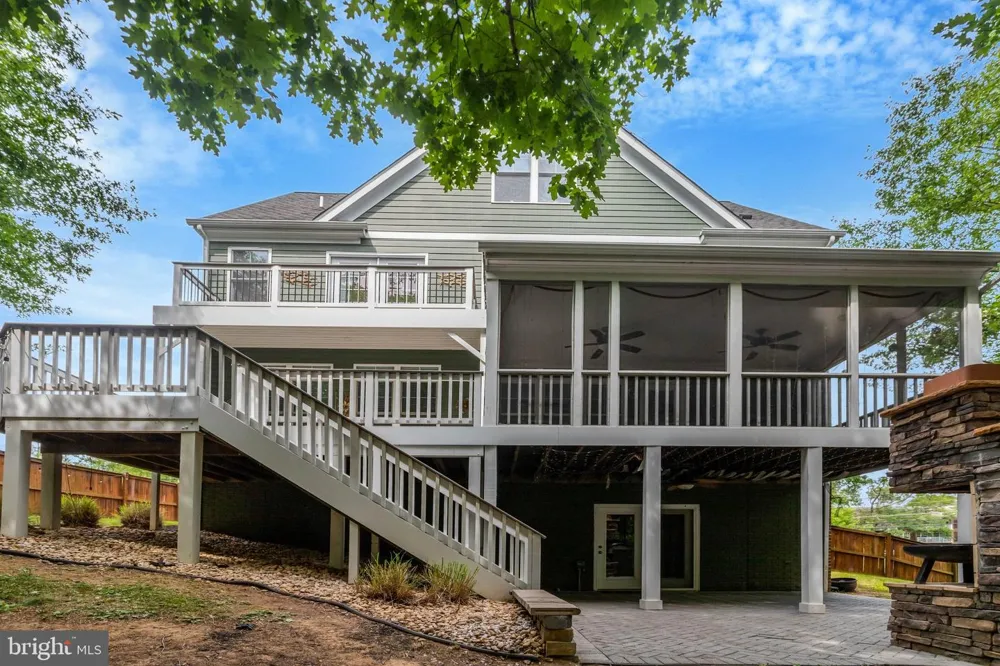8311 MOUNT VERNON HIGHWAY Alexandria, VA 22309