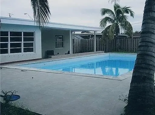 236 E 56th Street Hialeah, FL 33013
