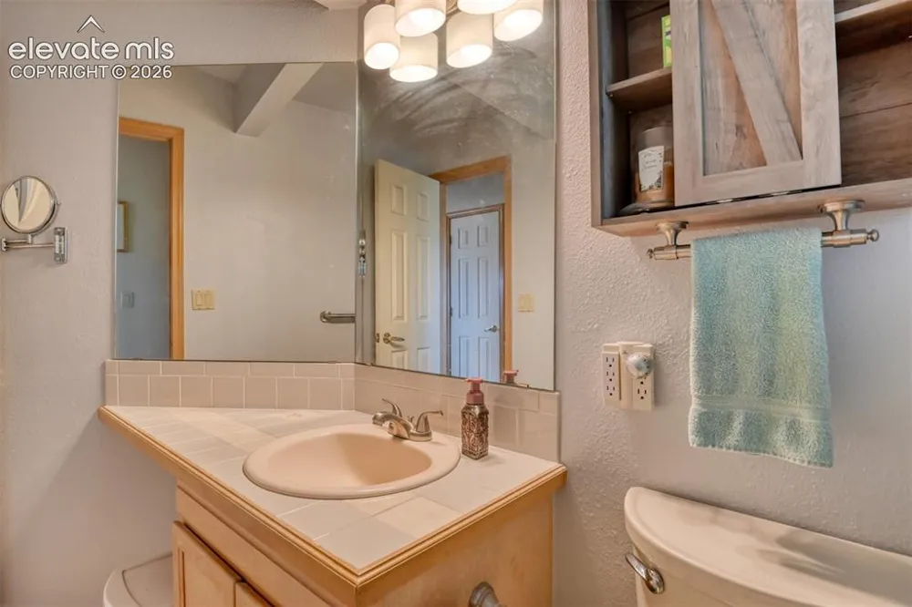 15680 Eastonville Road Elbert, CO 80106