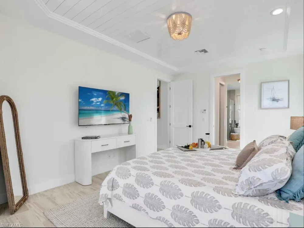 138 Greenbrier Street Marco Island, FL 34145