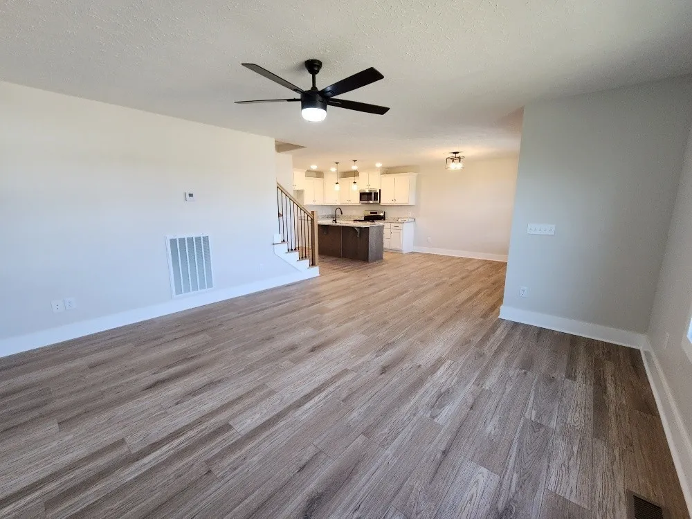 215 Scenic Ln Hartsville, TN 37074