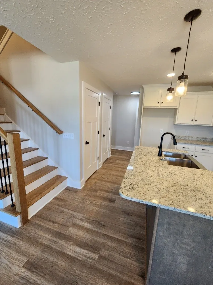 215 Scenic Ln Hartsville, TN 37074