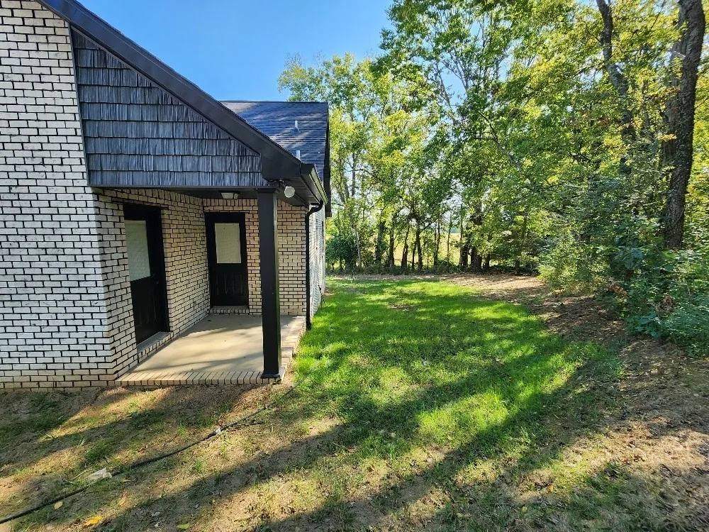 215 Scenic Ln Hartsville, TN 37074