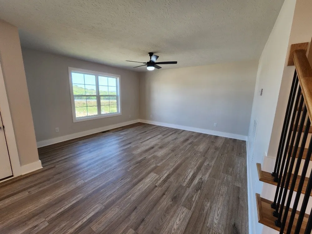 215 Scenic Ln Hartsville, TN 37074