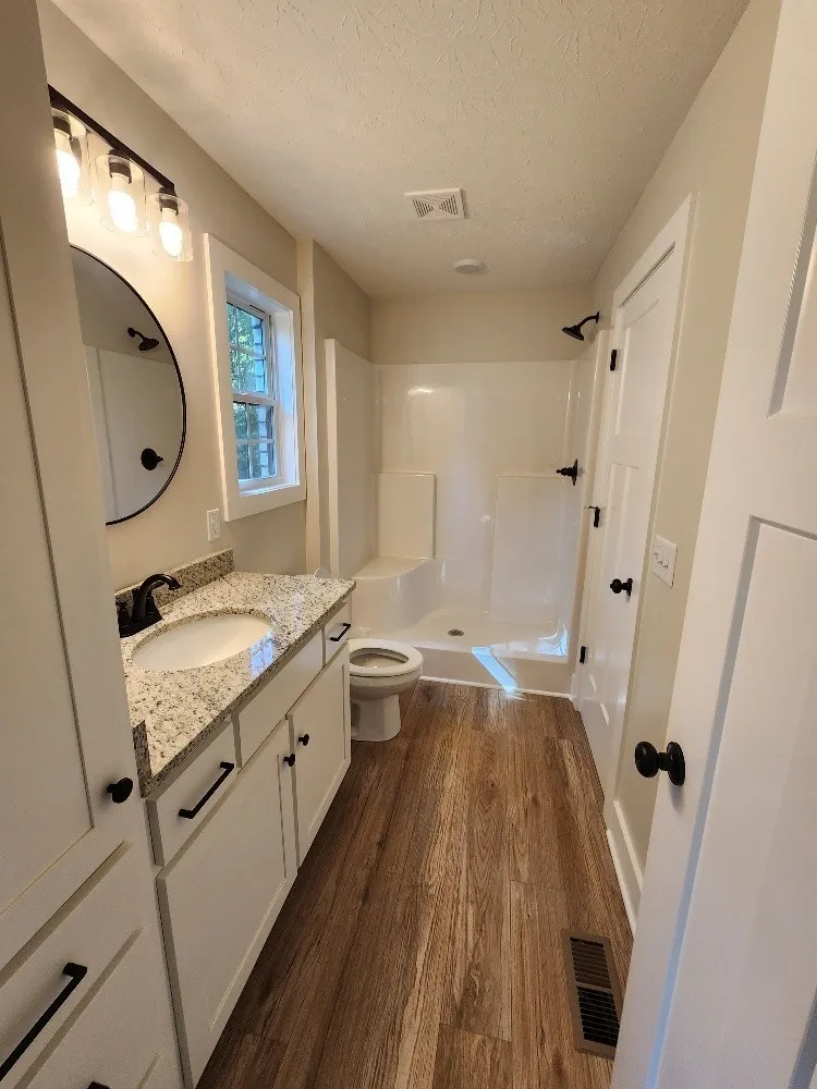 215 Scenic Ln Hartsville, TN 37074