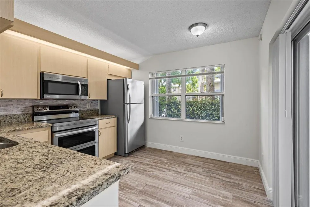 2846 SW Lakemont Place Palm City, FL 34990