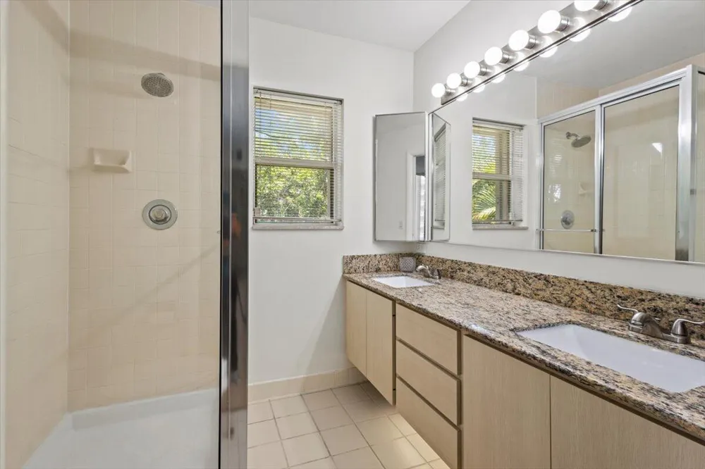 2846 SW Lakemont Place Palm City, FL 34990