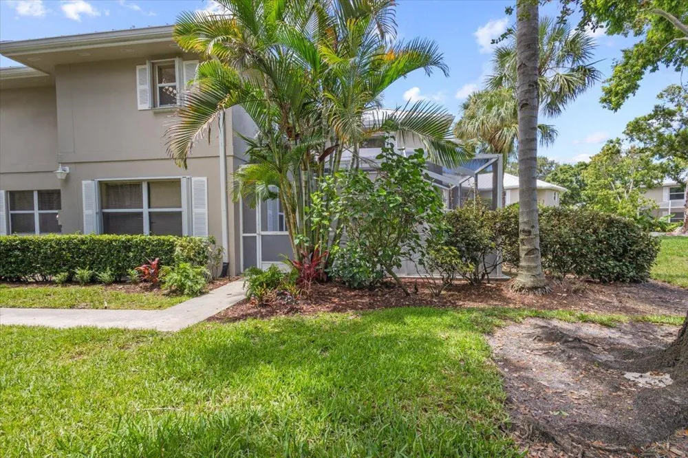 2846 SW Lakemont Place Palm City, FL 34990