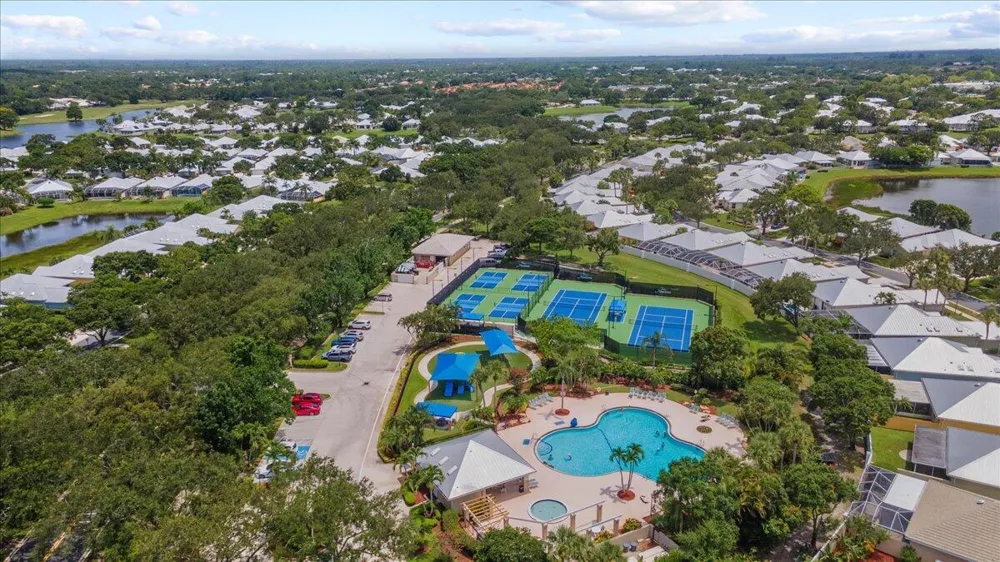 2846 SW Lakemont Place Palm City, FL 34990