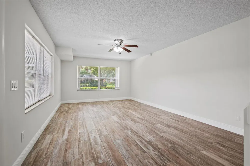 2846 SW Lakemont Place Palm City, FL 34990