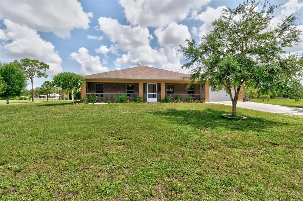 13280 81st Street Fellsmere, FL 32948