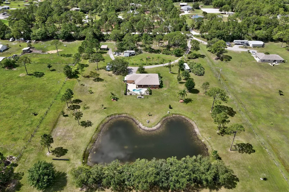 13280 81st Street Fellsmere, FL 32948