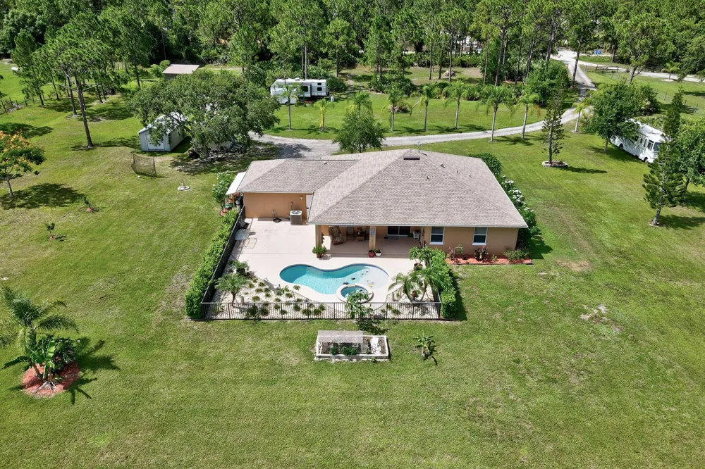 13280 81st Street Fellsmere, FL 32948
