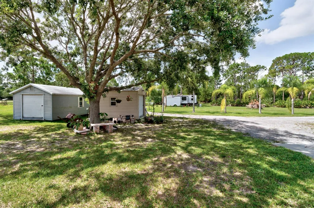 13280 81st Street Fellsmere, FL 32948