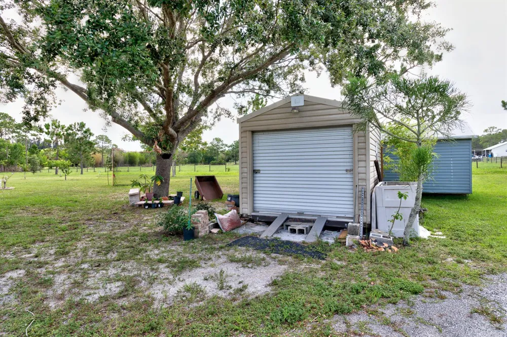 13280 81st Street Fellsmere, FL 32948