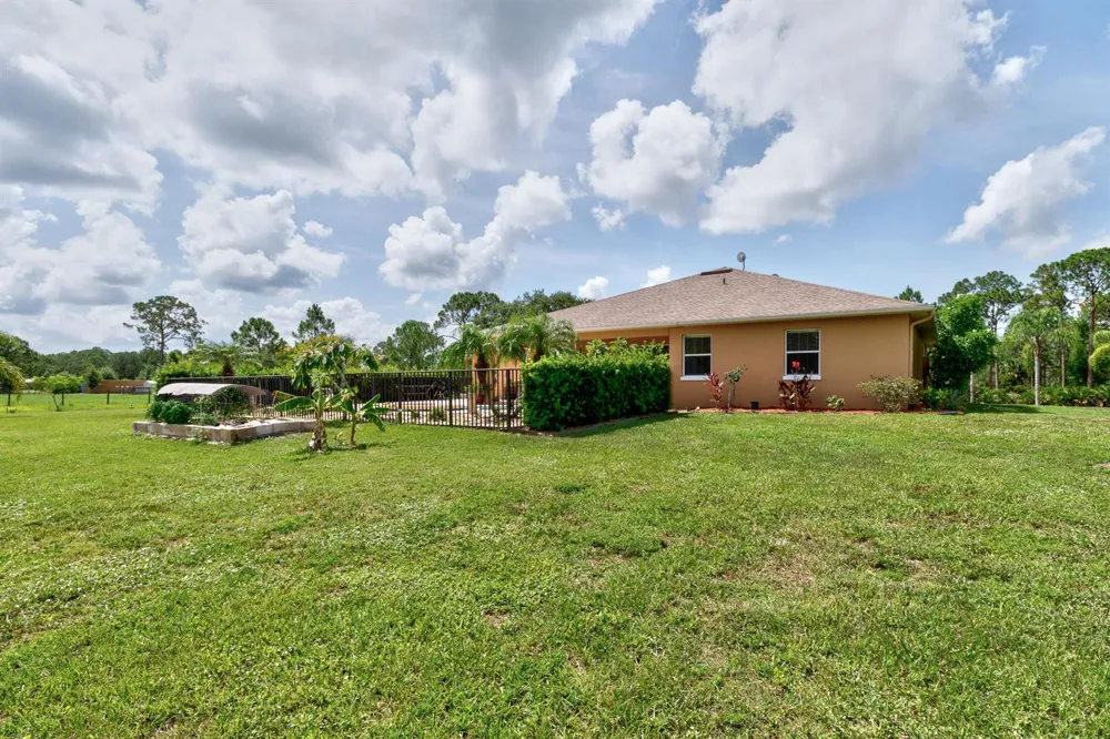 13280 81st Street Fellsmere, FL 32948