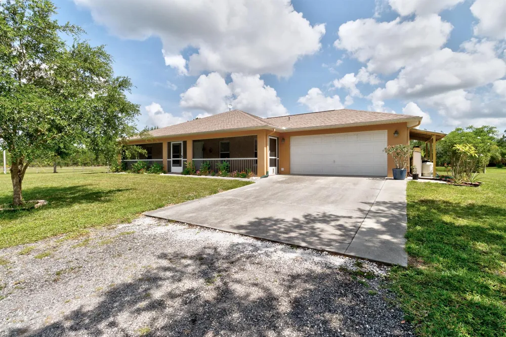 13280 81st Street Fellsmere, FL 32948