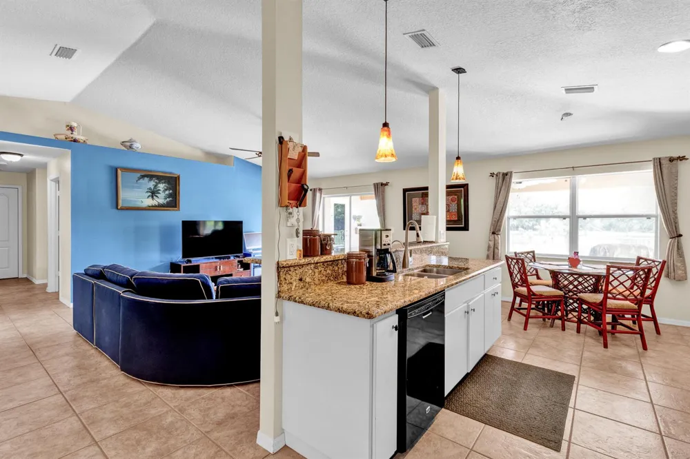 13280 81st Street Fellsmere, FL 32948