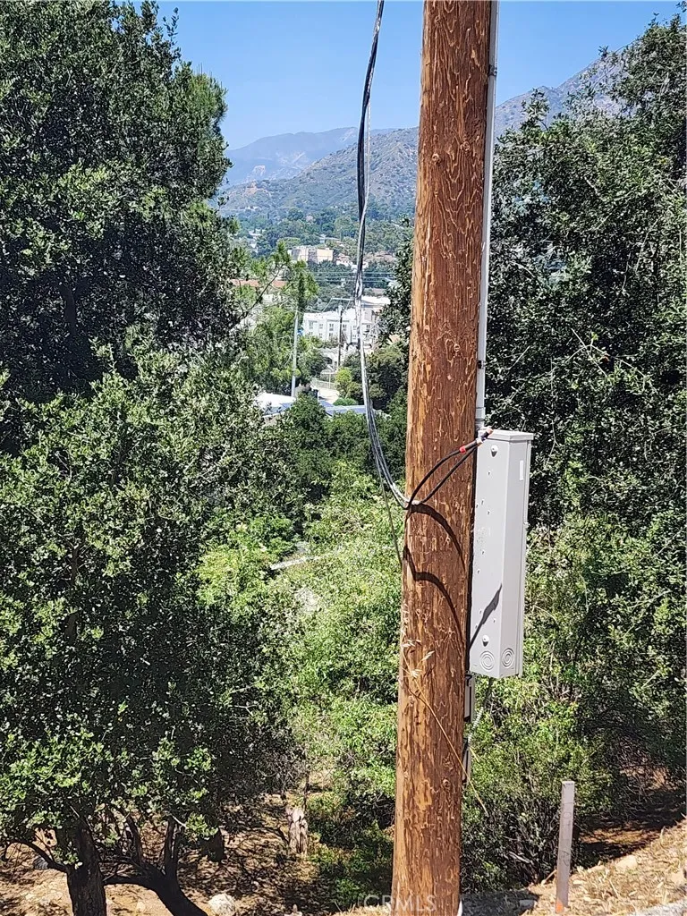 7095 Flora Morgan Trl Tujunga, CA 91042