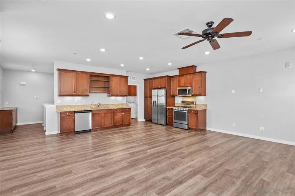 1541 Winter Lane #1 Chula Vista, CA 91915
