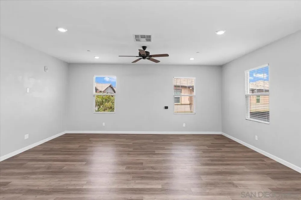 1541 Winter Lane #1 Chula Vista, CA 91915