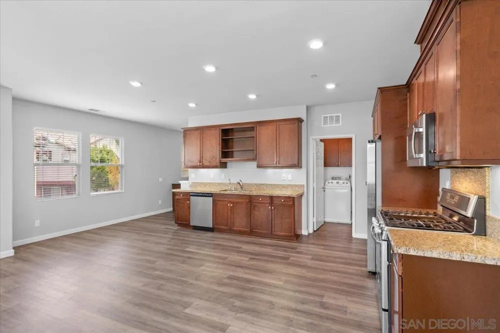 1541 Winter Lane #1 Chula Vista, CA 91915