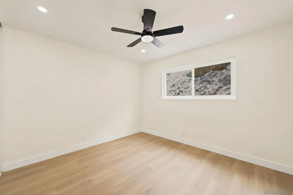3746 Gail Dr Oceanside, CA 92056