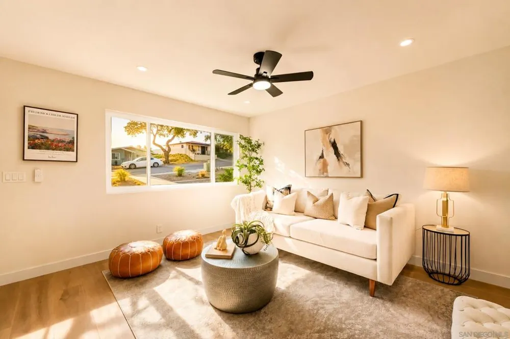 3746 Gail Dr Oceanside, CA 92056