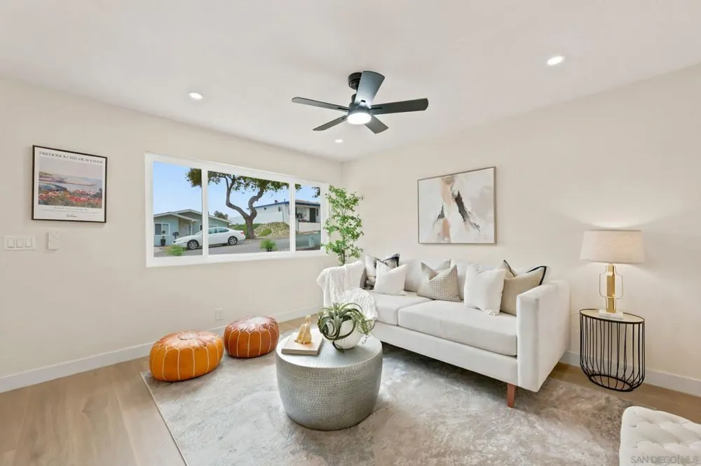 3746 Gail Dr Oceanside, CA 92056