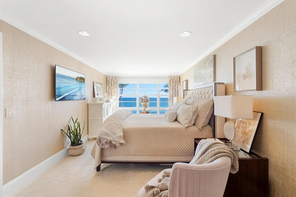 3851 Ocean Boulevard #307-308 Gulf Stream, FL 33483