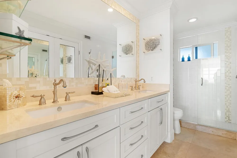 3851 Ocean Boulevard #307-308 Gulf Stream, FL 33483