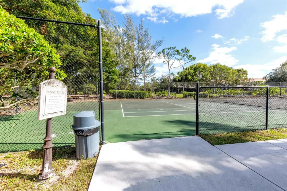 1100 Crestwood Court S #1110 Royal Palm Beach, FL 33411