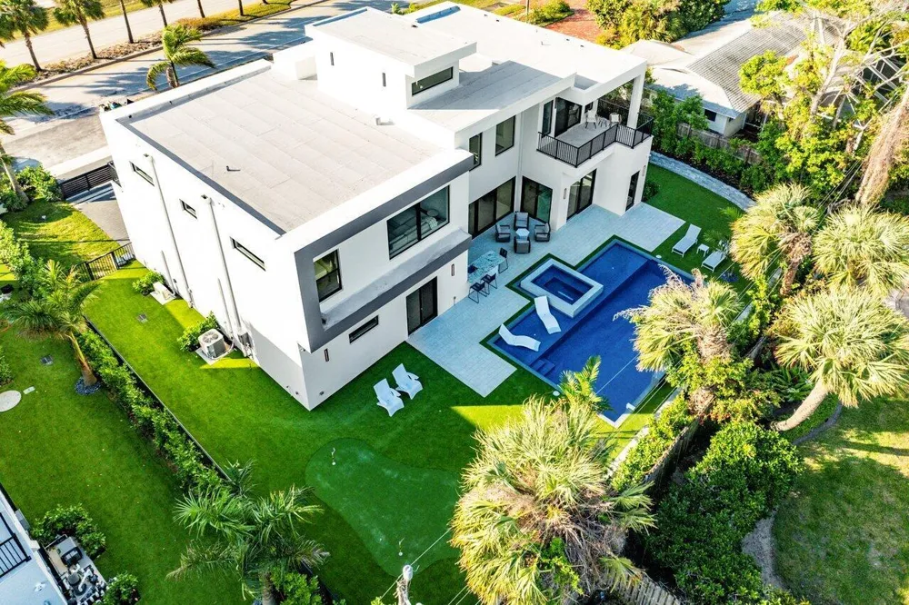 13480 Us Highway 1 Juno Beach, FL 33408