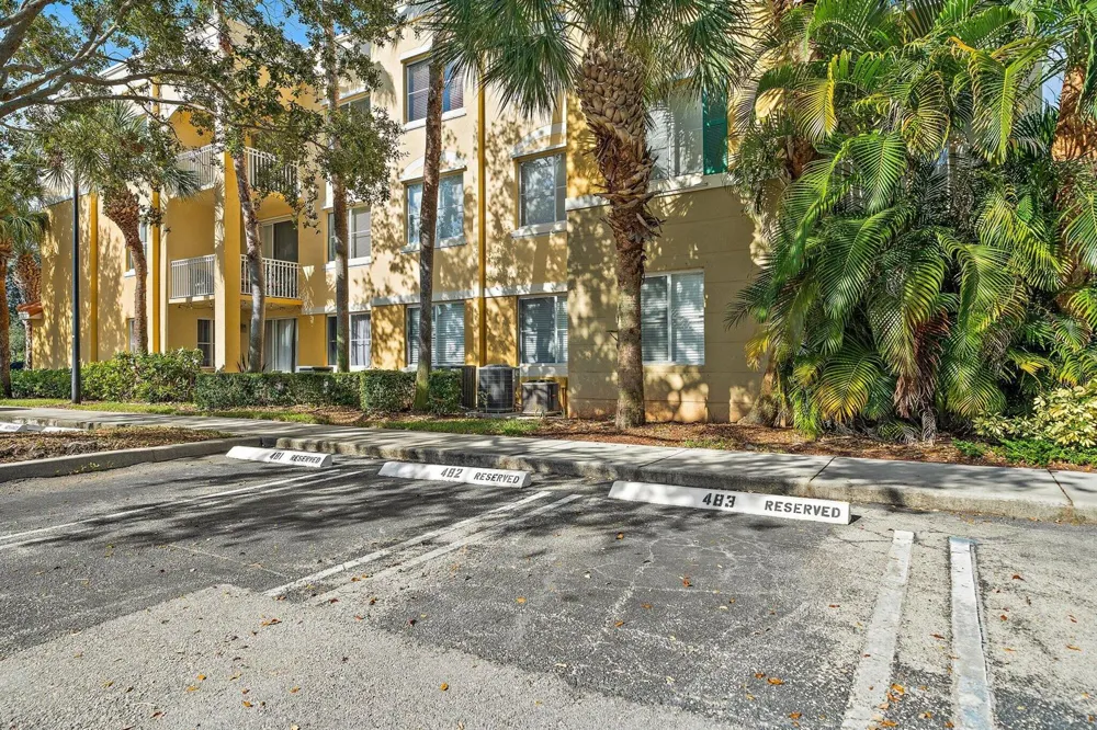 11011 Legacy 306 Lane #306 Palm Beach Gardens, FL 33410