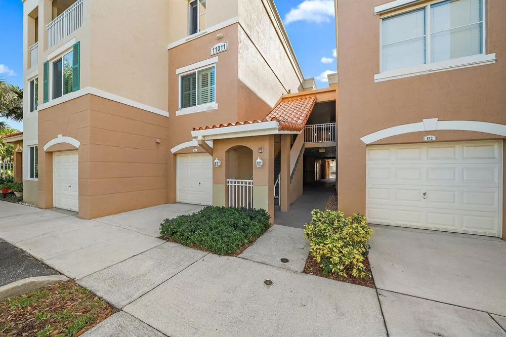11011 Legacy 306 Lane #306 Palm Beach Gardens, FL 33410